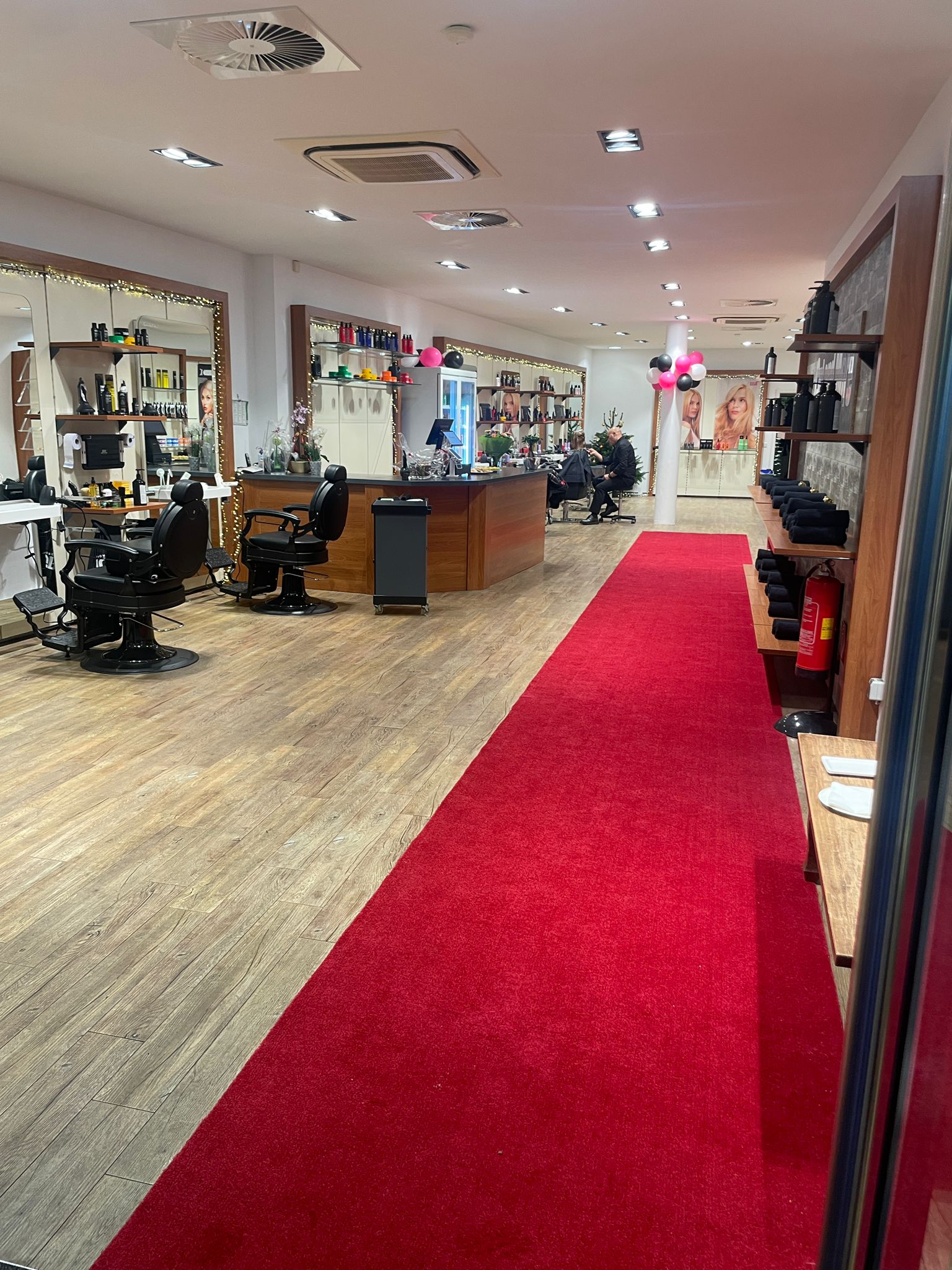 Cut and More Goch Innenansicht 4